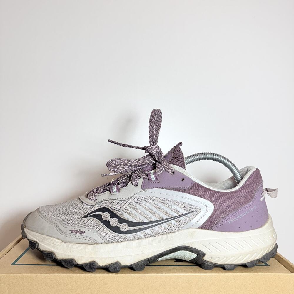 Women's 10.5 Saucony Excursion TR15 Trail Running Shoes Gray Mauve